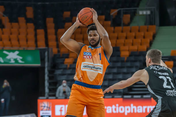 从过去的案 从过去的案